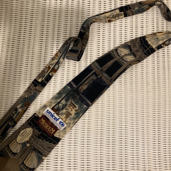 Silk Unicef The Museum Store Tie - Picture 10 of 12